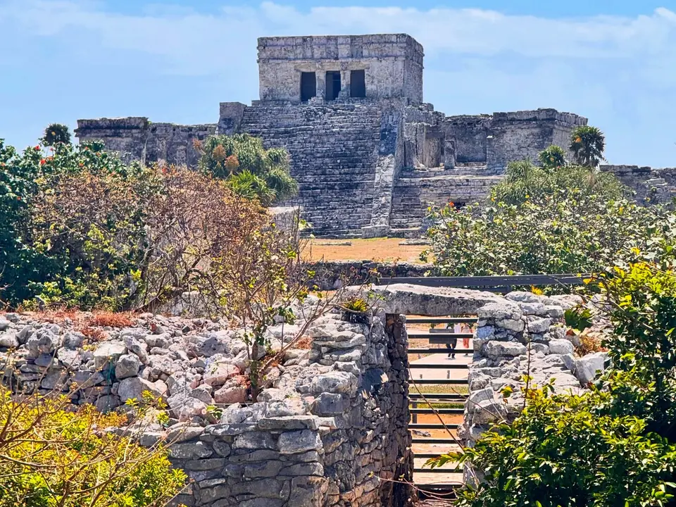 The archaeological landscape at Tulum