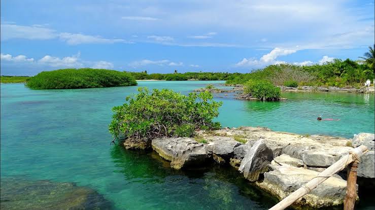 Yal-Kú Lagoon